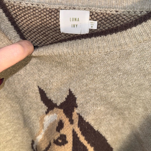 Luna Ivy Beige Horse Sweater - Picture 3 of 4